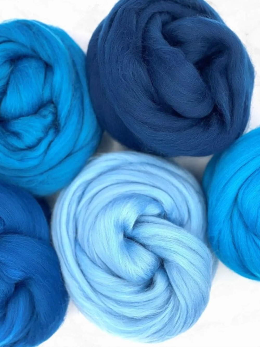 World of Wool - 100% Merino Spinning Wool
